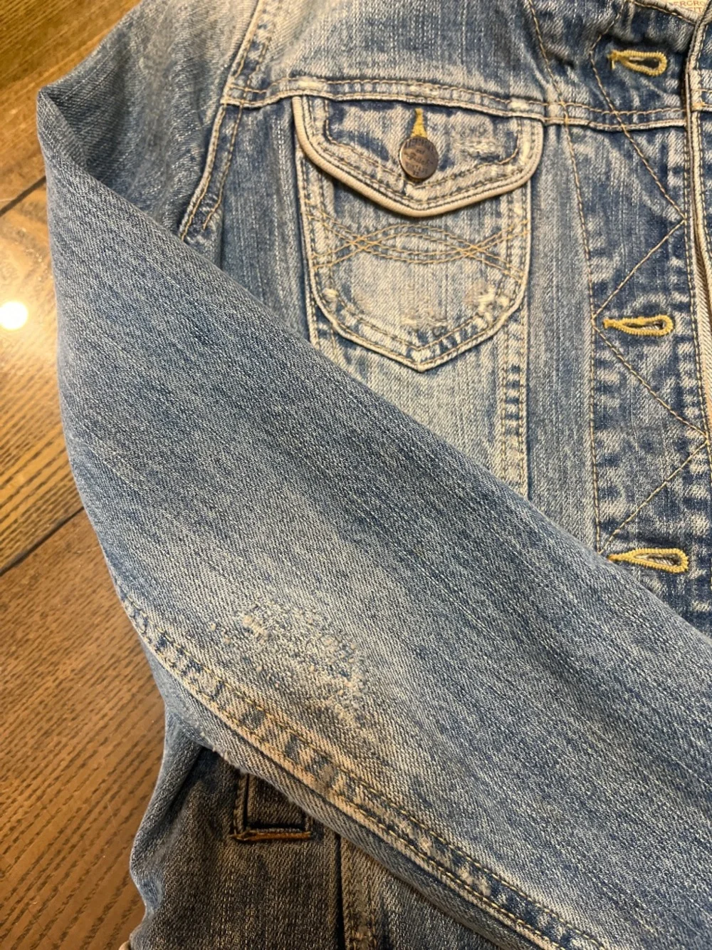 Jean jacket - Picture 4 of 6